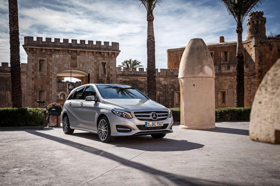  Mercedes-Benz B250 4Matic Urban Line 2014 года  (фото 12 из 16)